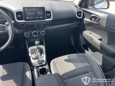 2026 Hyundai VENUE SEL W/Two-Tone Roof
