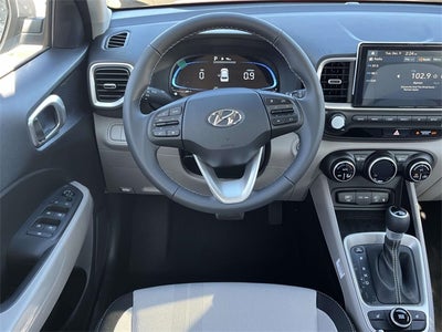 2026 Hyundai VENUE SEL
