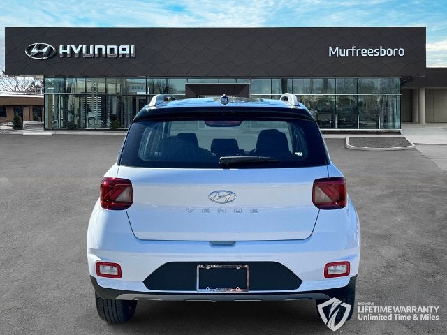 2026 Hyundai VENUE SEL W/Two-Tone Roof