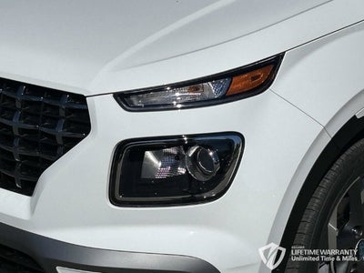 2026 Hyundai VENUE SEL W/Two-Tone Roof