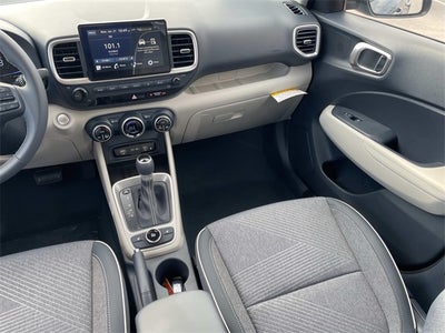 2026 Hyundai VENUE SEL W/Two-Tone Roof