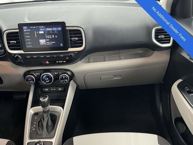 2022 Hyundai VENUE SEL