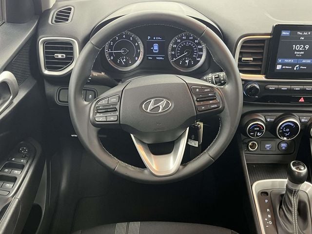 2021 Hyundai VENUE SEL