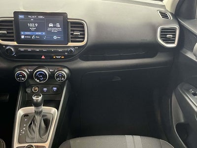2021 Hyundai VENUE SEL