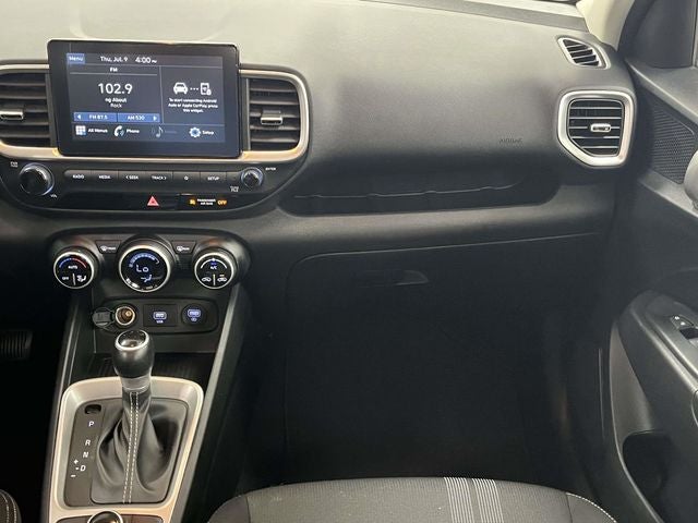 2021 Hyundai VENUE SEL