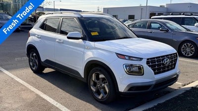 2022 Hyundai VENUE SEL