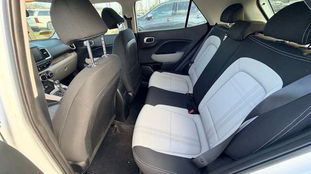 2022 Hyundai VENUE SEL