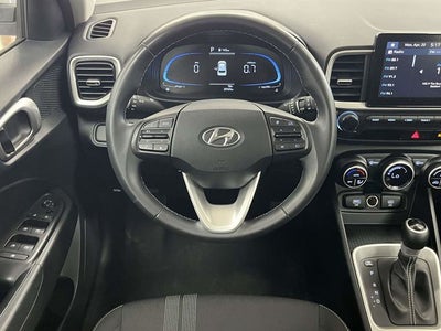 2025 Hyundai VENUE SEL