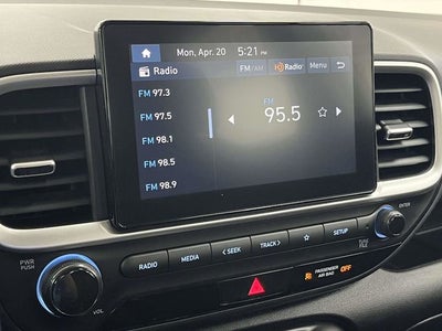 2025 Hyundai VENUE SEL