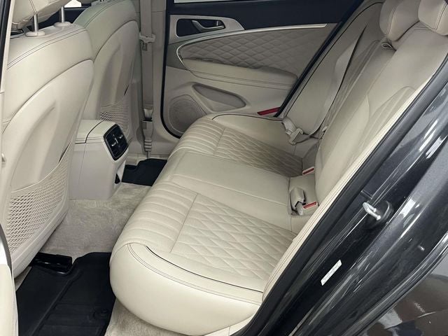2019 Genesis G70 3.3T Design