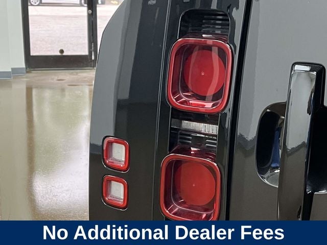 2024 Land Rover Defender 110 S