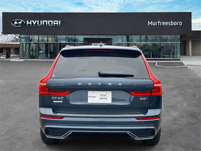 2024 Volvo XC60 B5 Plus Dark Theme