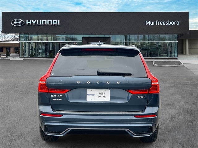 2024 Volvo XC60 B5 Plus Dark Theme