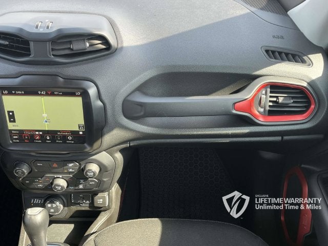 2023 Jeep Renegade Trailhawk